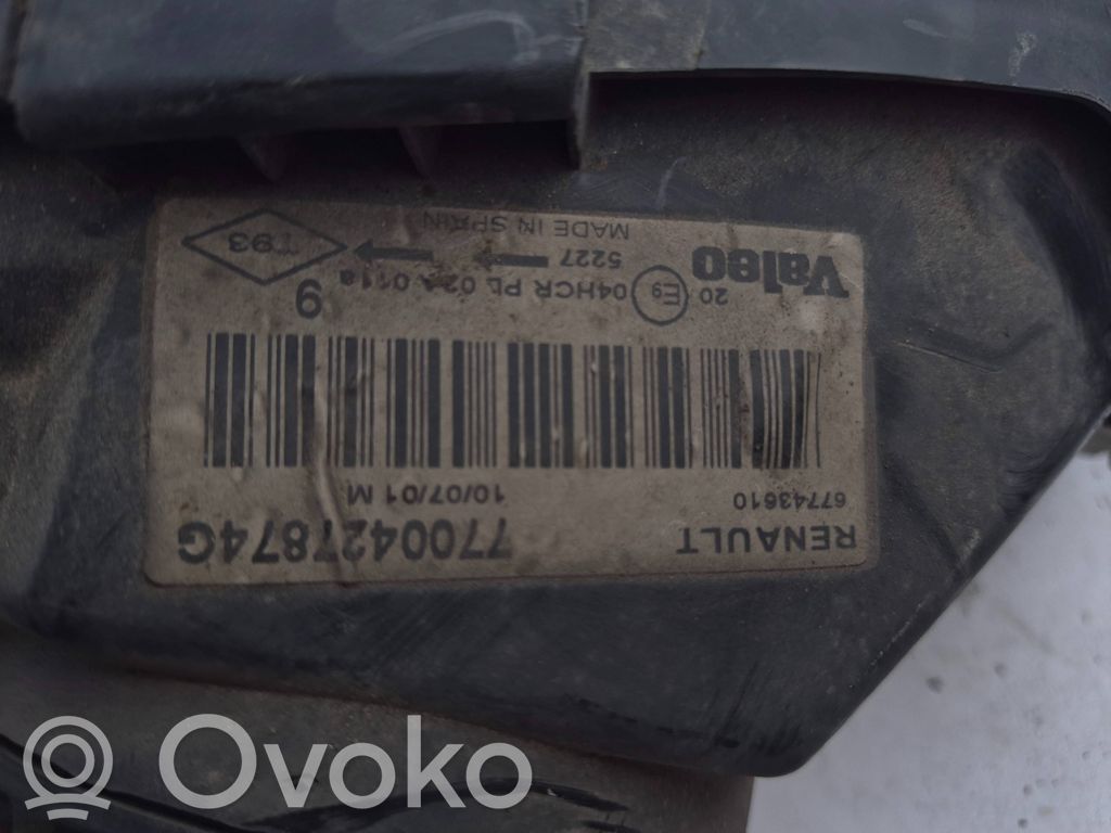 Renault Megane I Lampa przednia 