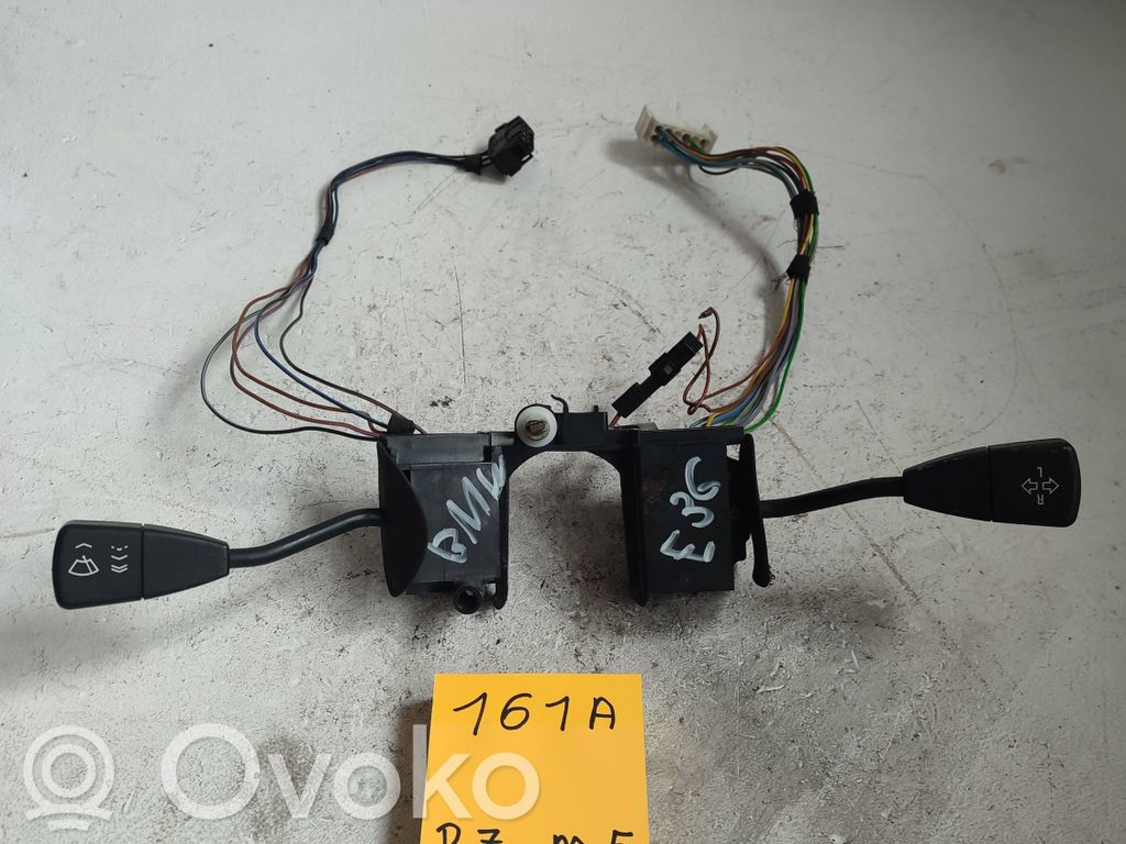 BMW 3 E36 Leva/interruttore dell’indicatore di direzione e tergicristallo 