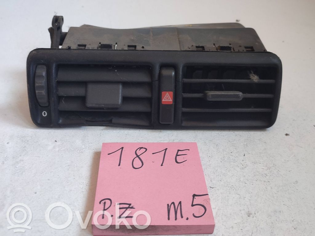 Opel Vectra B Rejilla de ventilación central del panel 