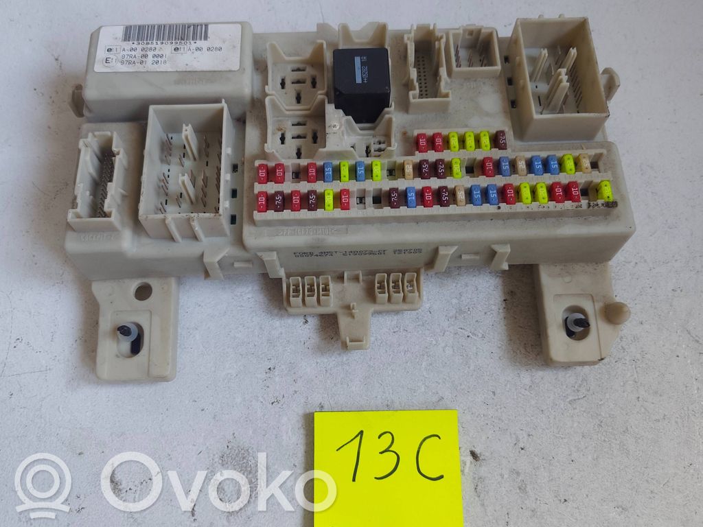 Ford Focus Juego de caja de fusibles 