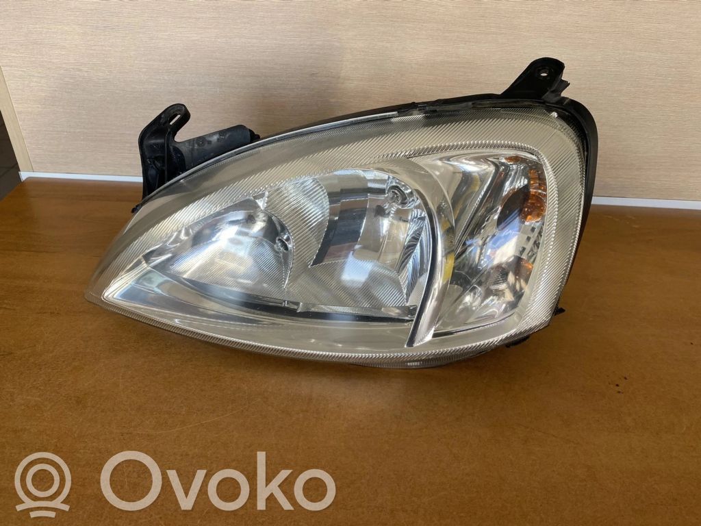 Opel Corsa C Phare frontale 