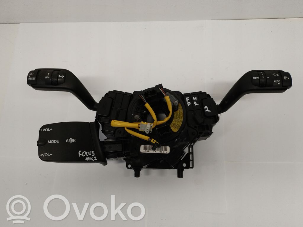 Rokturu komplekts   3M5T6475AB