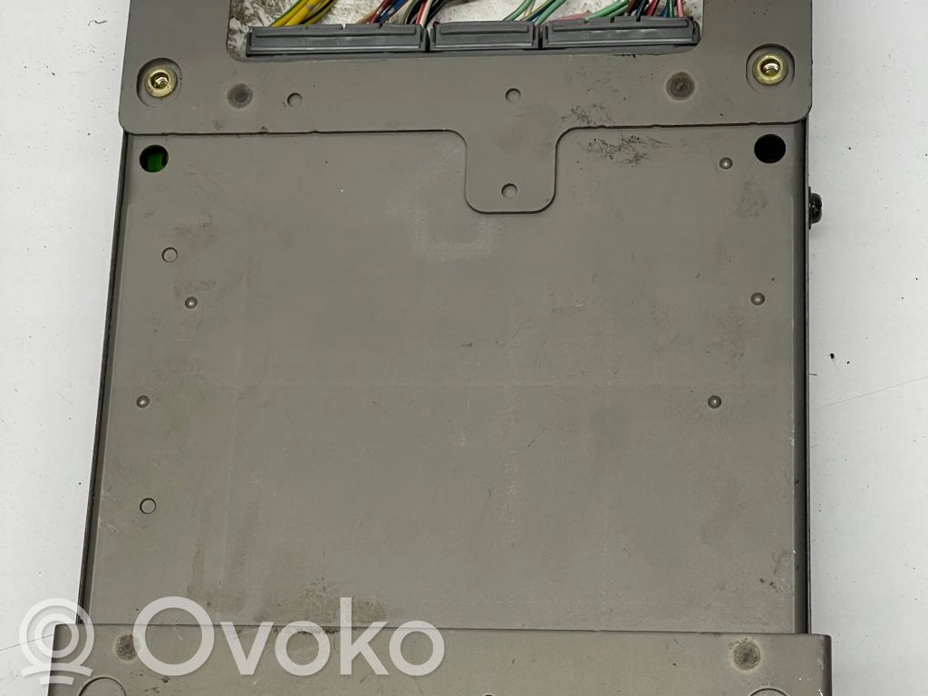 Engine control unit/module   E2T84881M