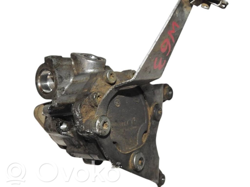 BMW 5 E60 E61 Power steering pump 