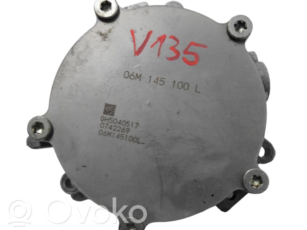 Audi A4 S4 B9 Vacuum pump 