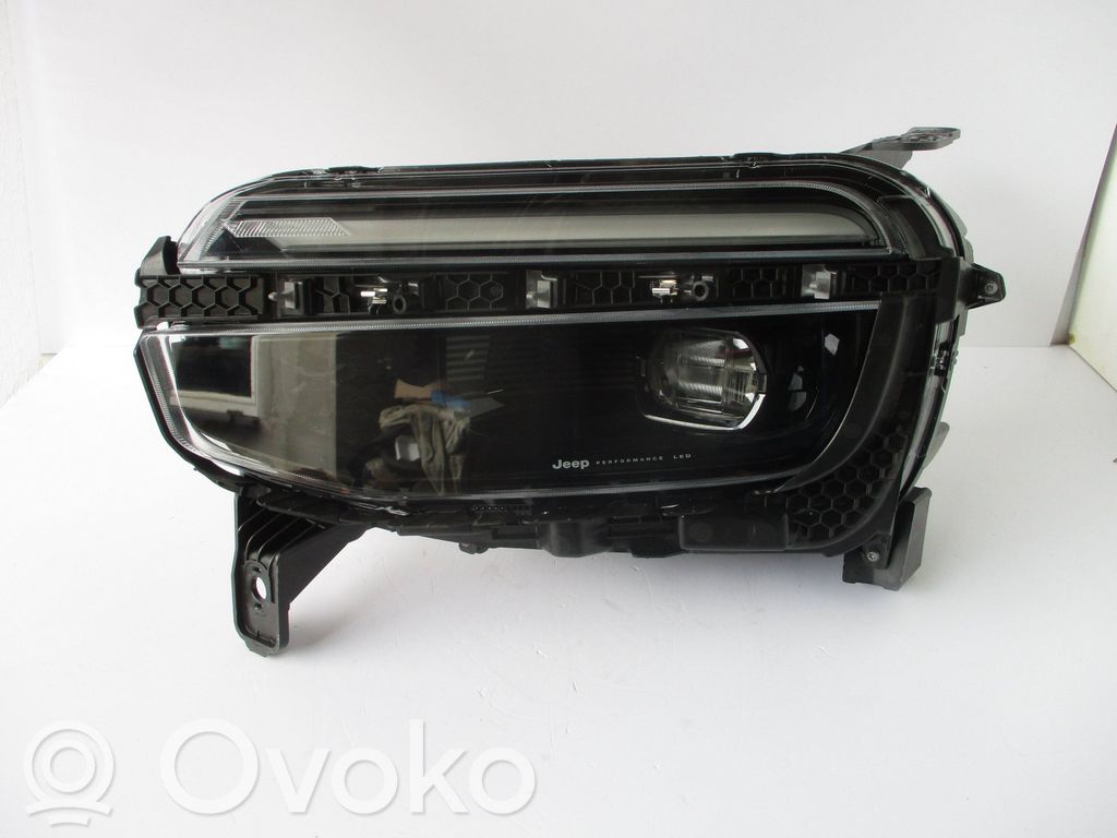 Jeep Avenger Scheinwerfer 