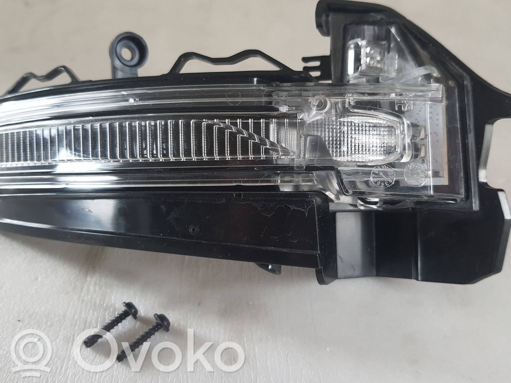 Mirror indicator light   4M8949102,00458Z0100,BLTYPA02