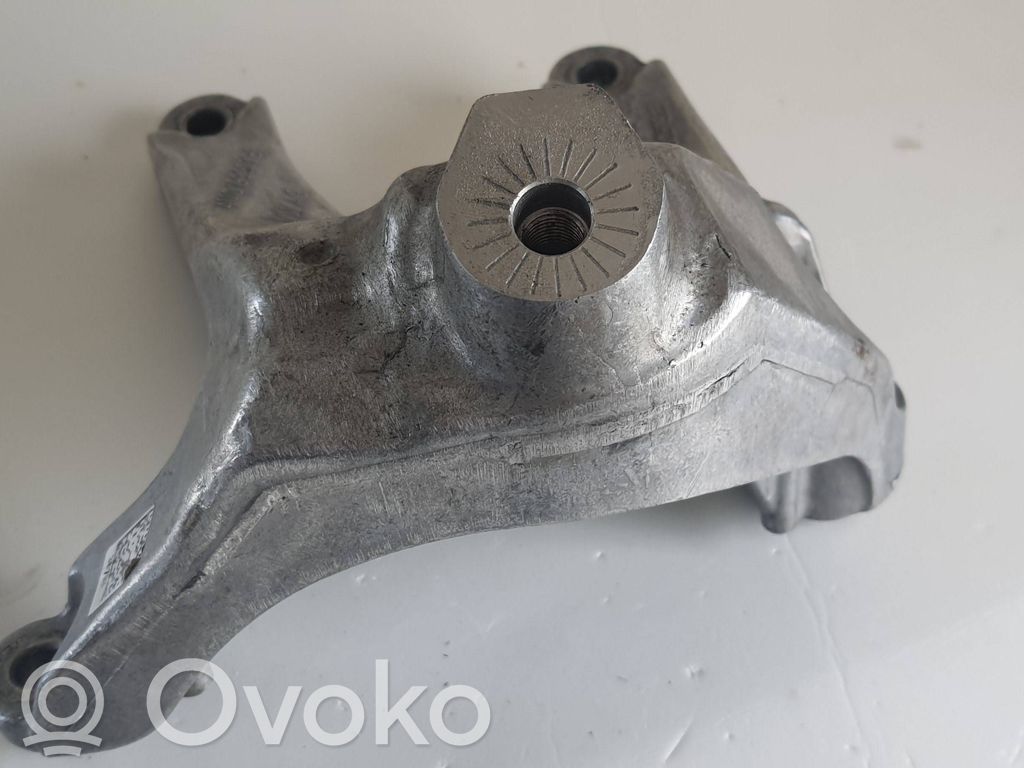 Engine mounting bracket   4M0199307BF