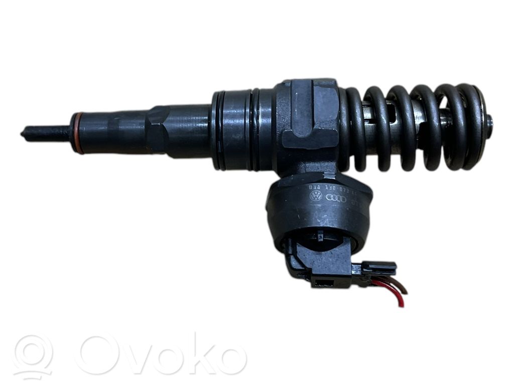 Audi A3 S3 8L Wtryskiwacz paliwa 