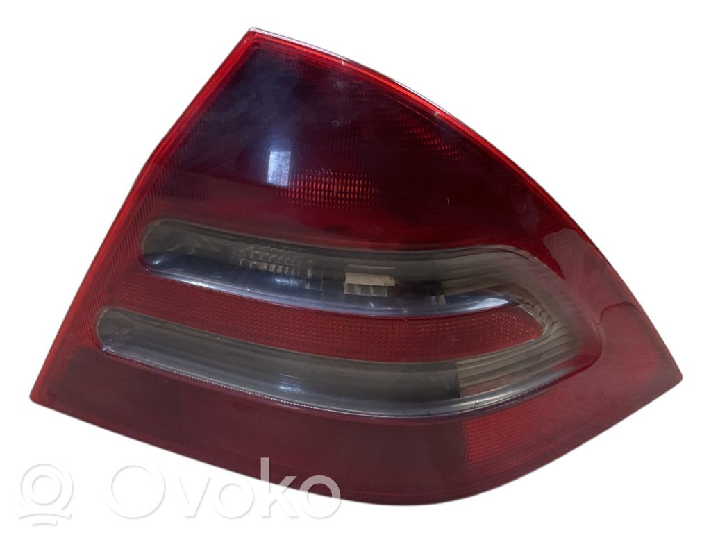 Mercedes-Benz C AMG W203 Lampa tylna 