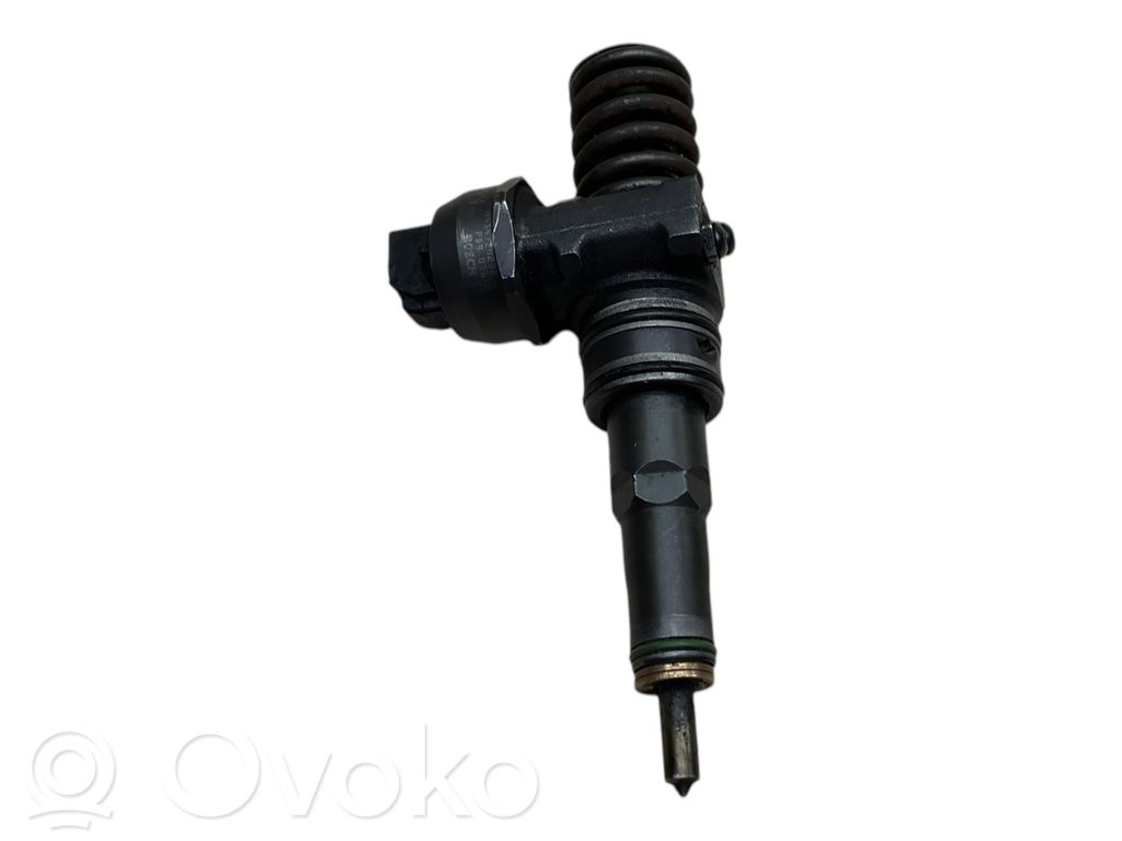 Volkswagen Caddy Inyector de combustible 