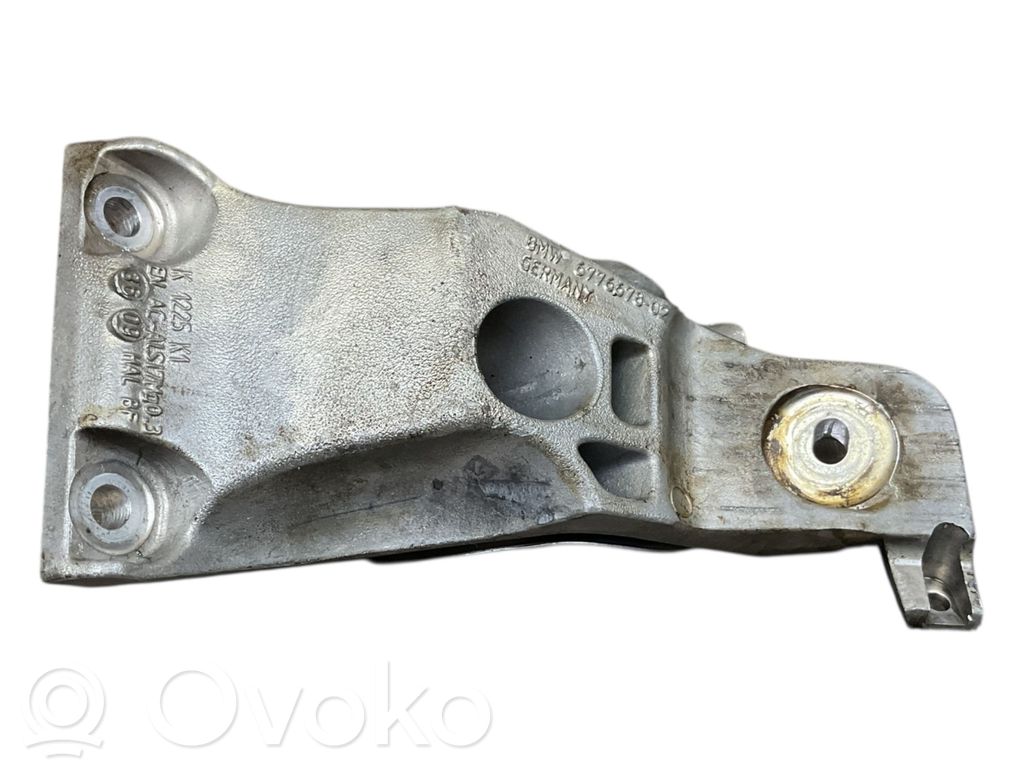 BMW 5 E60 E61 Engine mounting bracket 