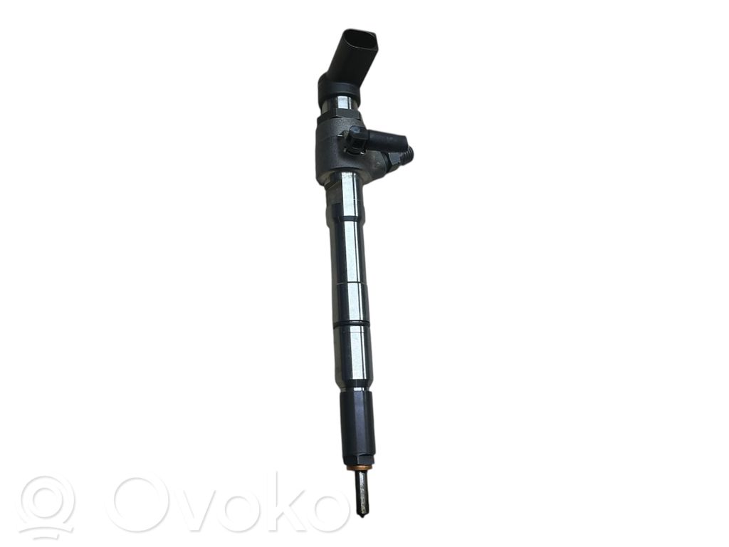 Skoda Praktik (5J8) Inyector de combustible 