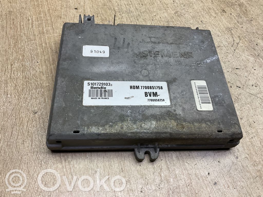Renault Clio II Engine control unit/module 