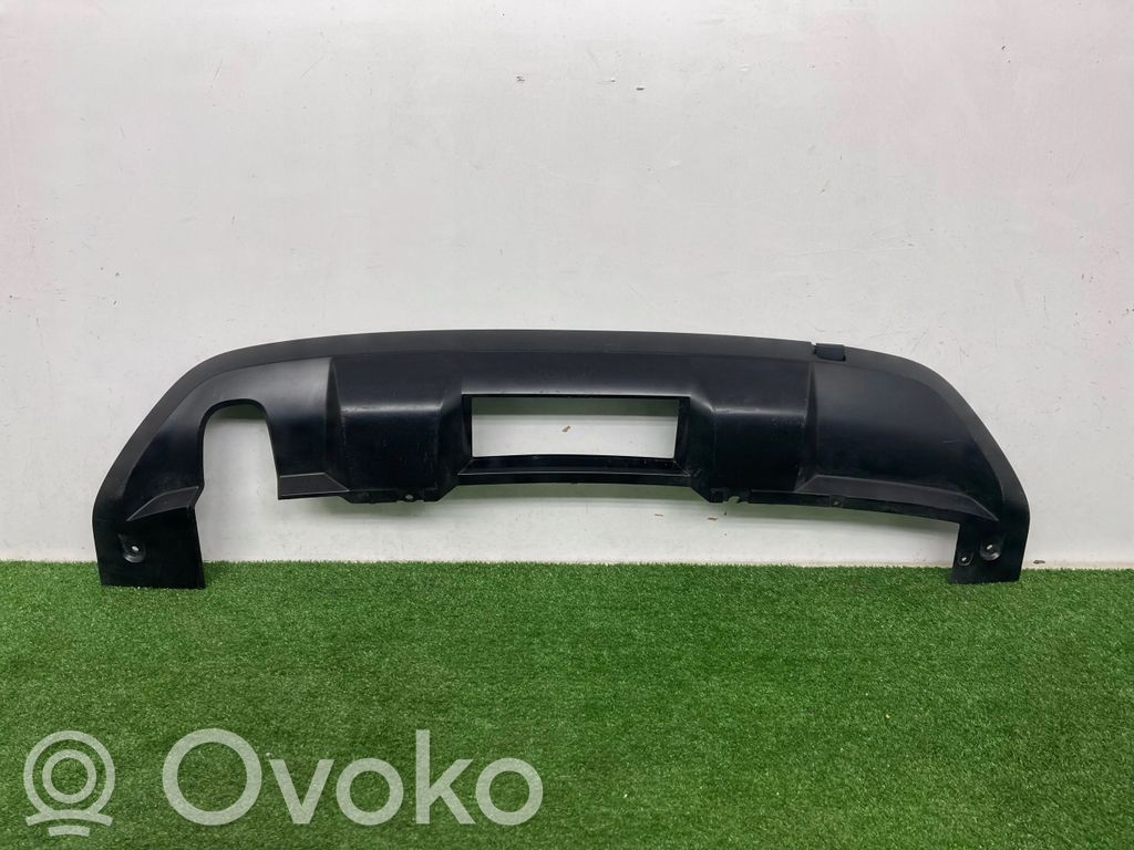 Audi Q2 - Takapuskurin alaosan lista 