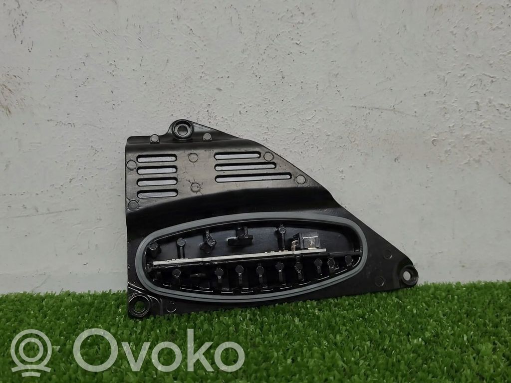 Volkswagen Multivan T6 Moduł sterujący statecznikiem LED 