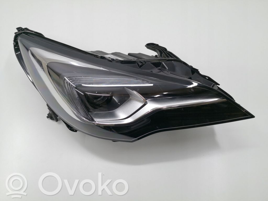 Opel Astra K Headlight/headlamp 