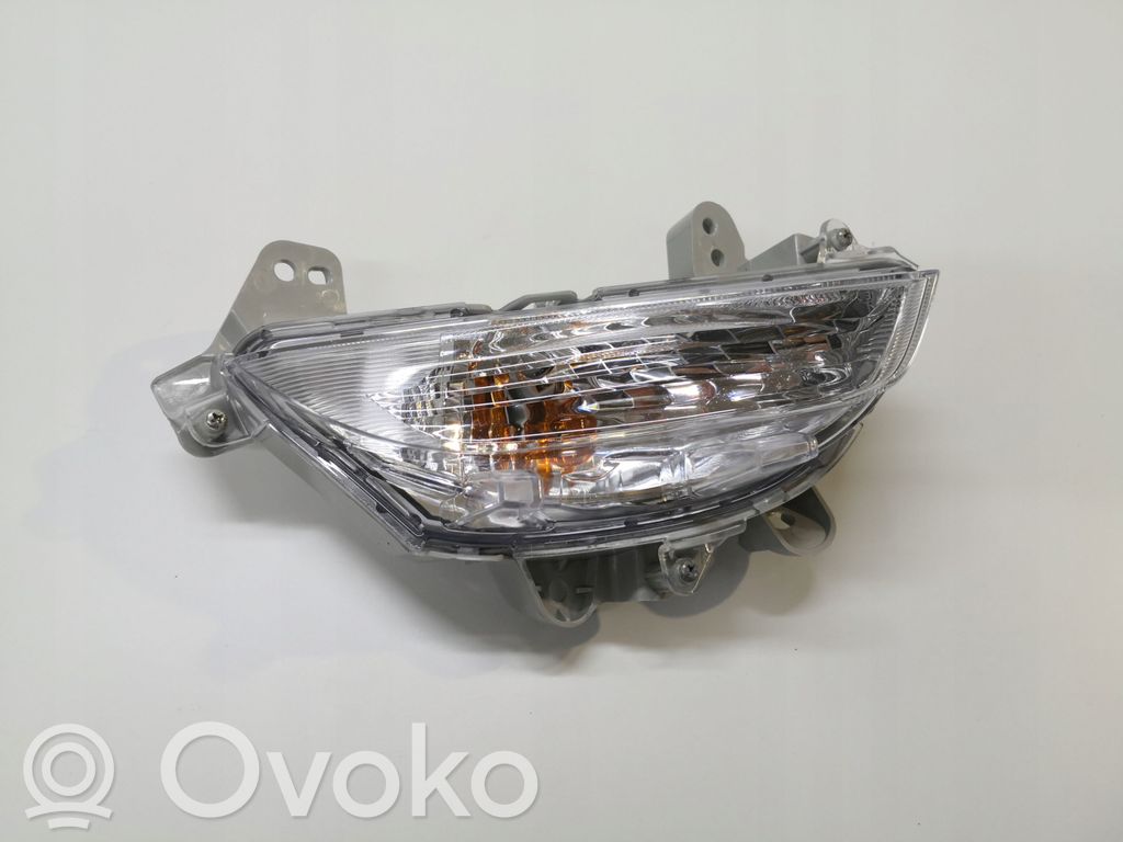 Mazda 3 III Front indicator light 