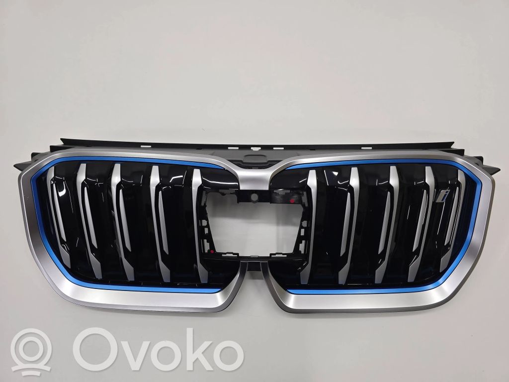 BMW X1 U11 Front grill 