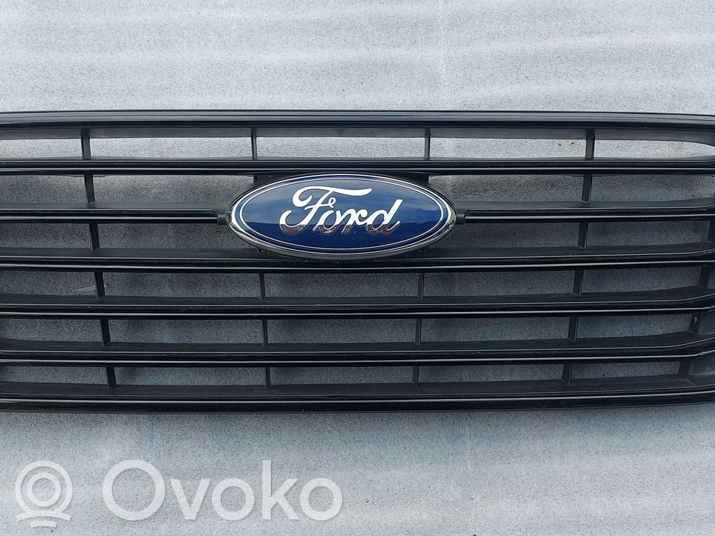 Ford Transit Custom Front bumper upper radiator grill 