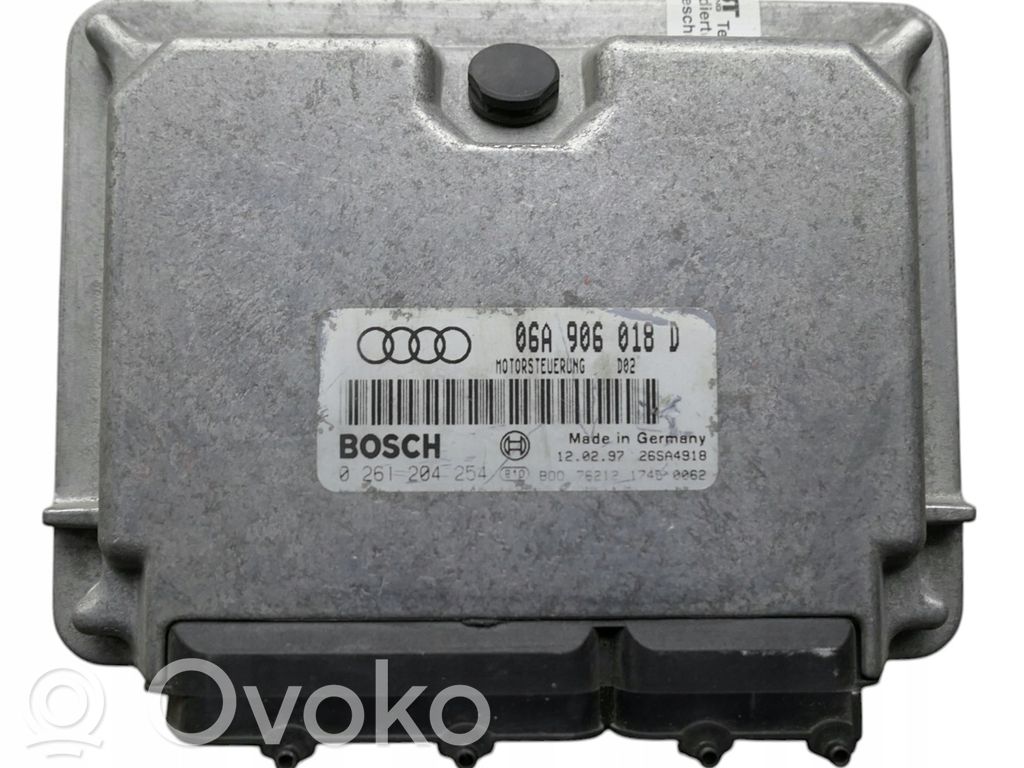 Engine control unit/module   06A906018D,0261204254