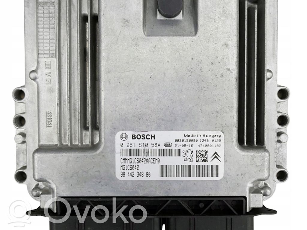 Peugeot 3008 I Engine control unit/module 