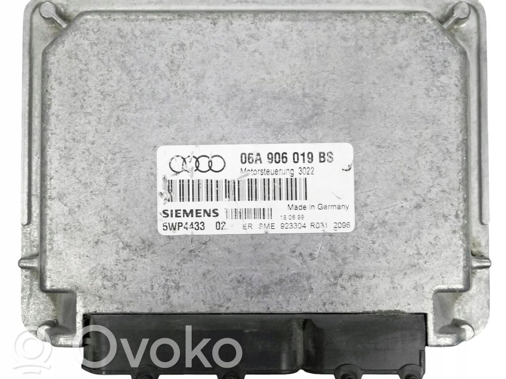 Engine control unit/module   06A906019BS,5WP4433