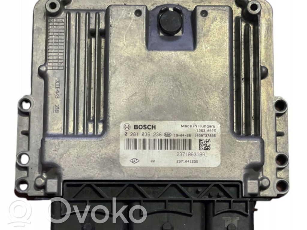 Renault Clio IV Engine control unit/module 