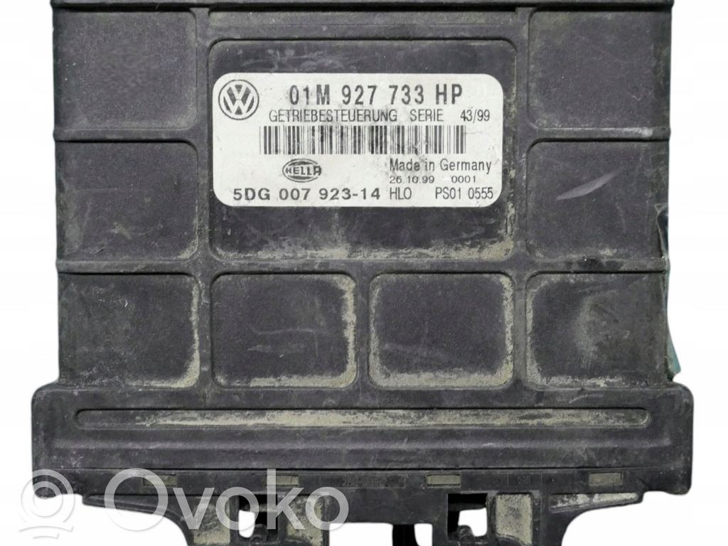 Unidad de control/módulo del motor   01M927733HP,5DG007923