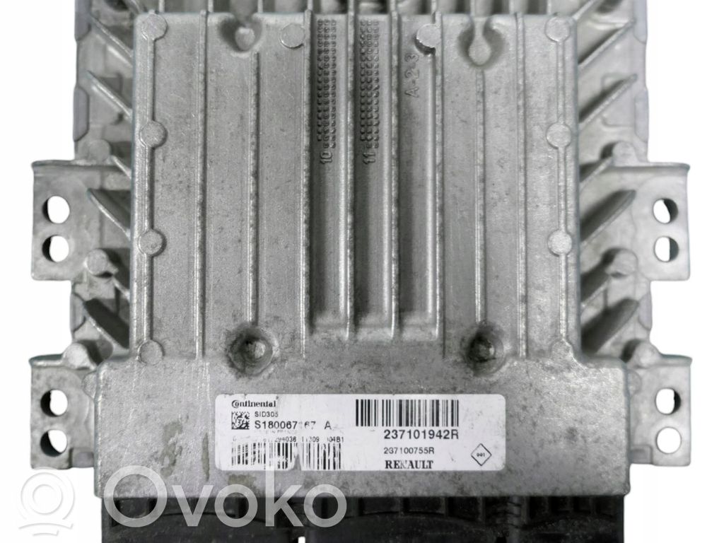 Renault Kangoo II Engine control unit/module 