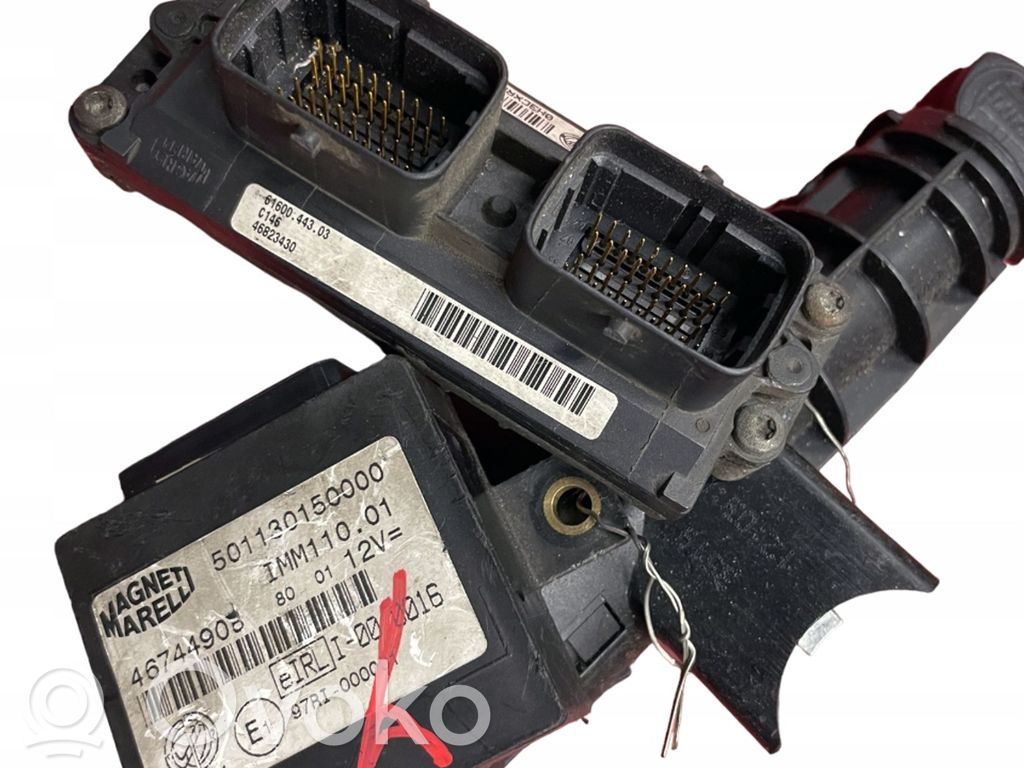 Fiat 500 Relay mounting block 