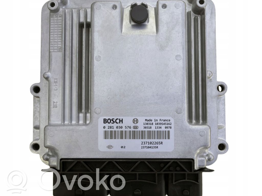 Renault Master III Engine control unit/module 