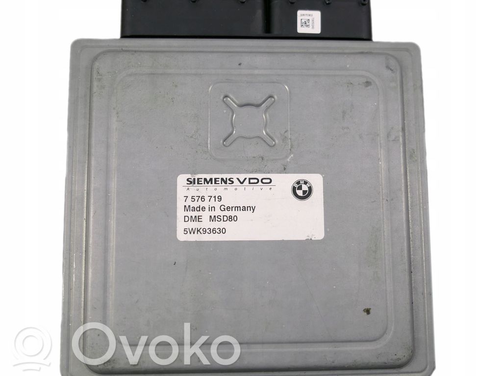 BMW 5 E60 E61 Engine control unit/module 