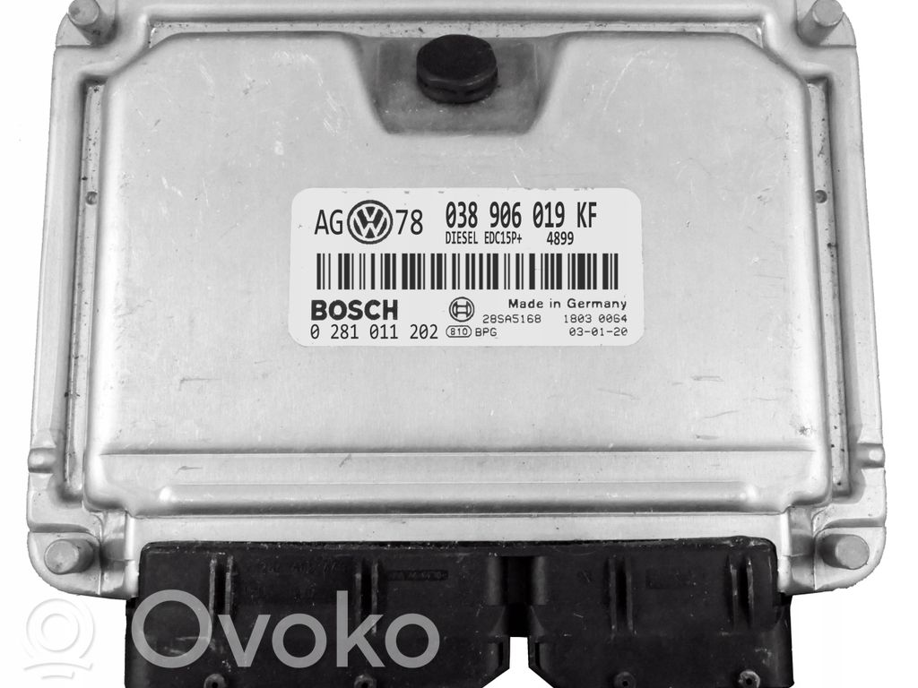 Volkswagen PASSAT B5.5 Engine control unit/module 