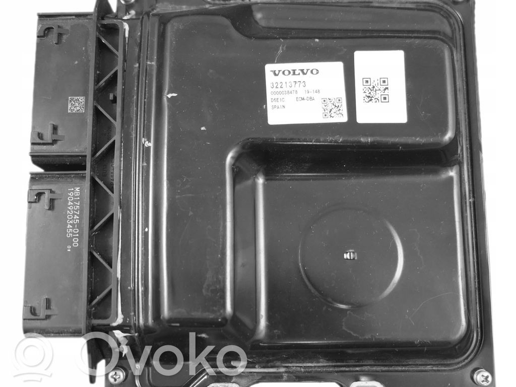 Engine control unit/module   MB175745,32213773