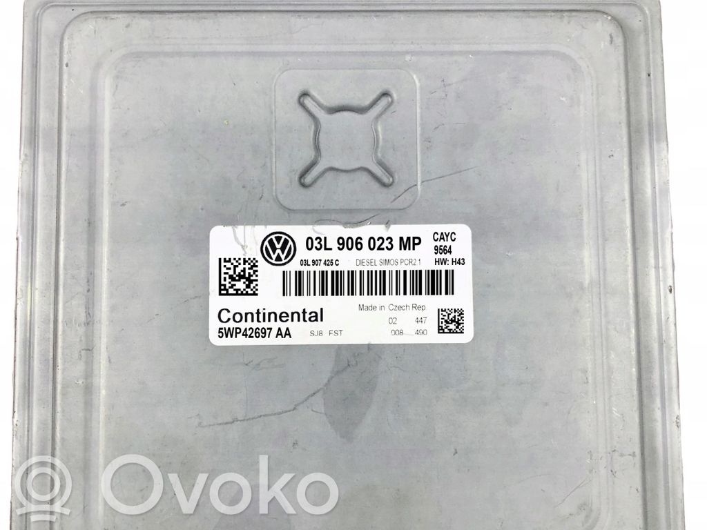Volkswagen Golf VI Engine control unit/module 