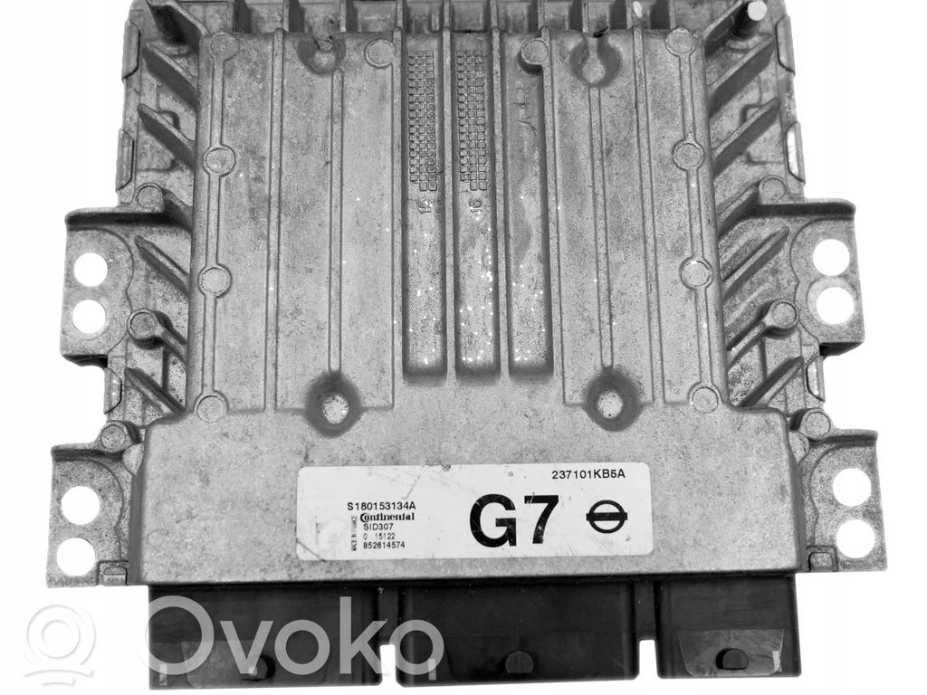 Nissan Juke I F15 Engine control unit/module 