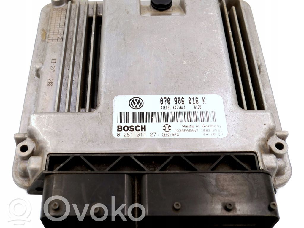 Volkswagen Transporter - Caravelle T5 Engine control unit/module 