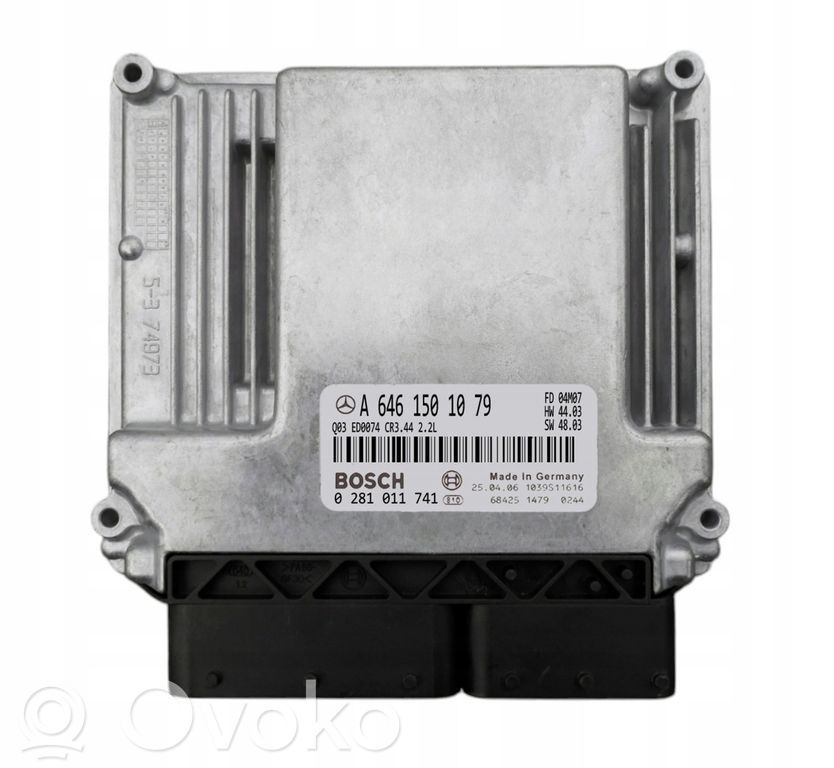Mercedes-Benz C W203 Engine ECU kit and lock set 