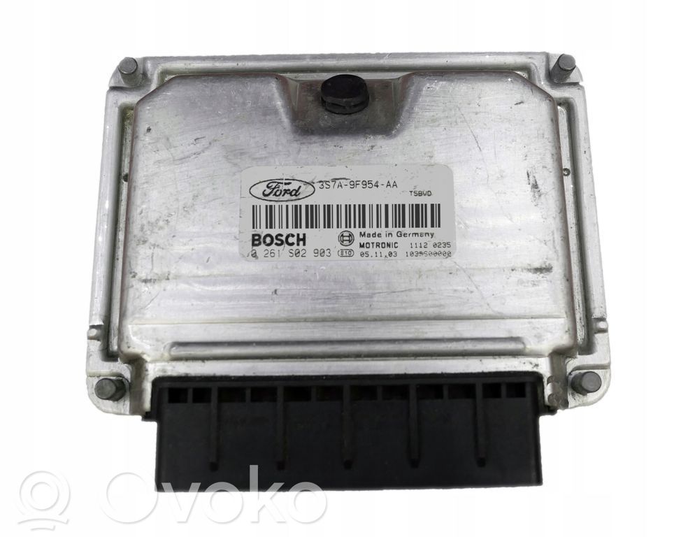 Ford Mondeo Mk III Engine control unit/module 