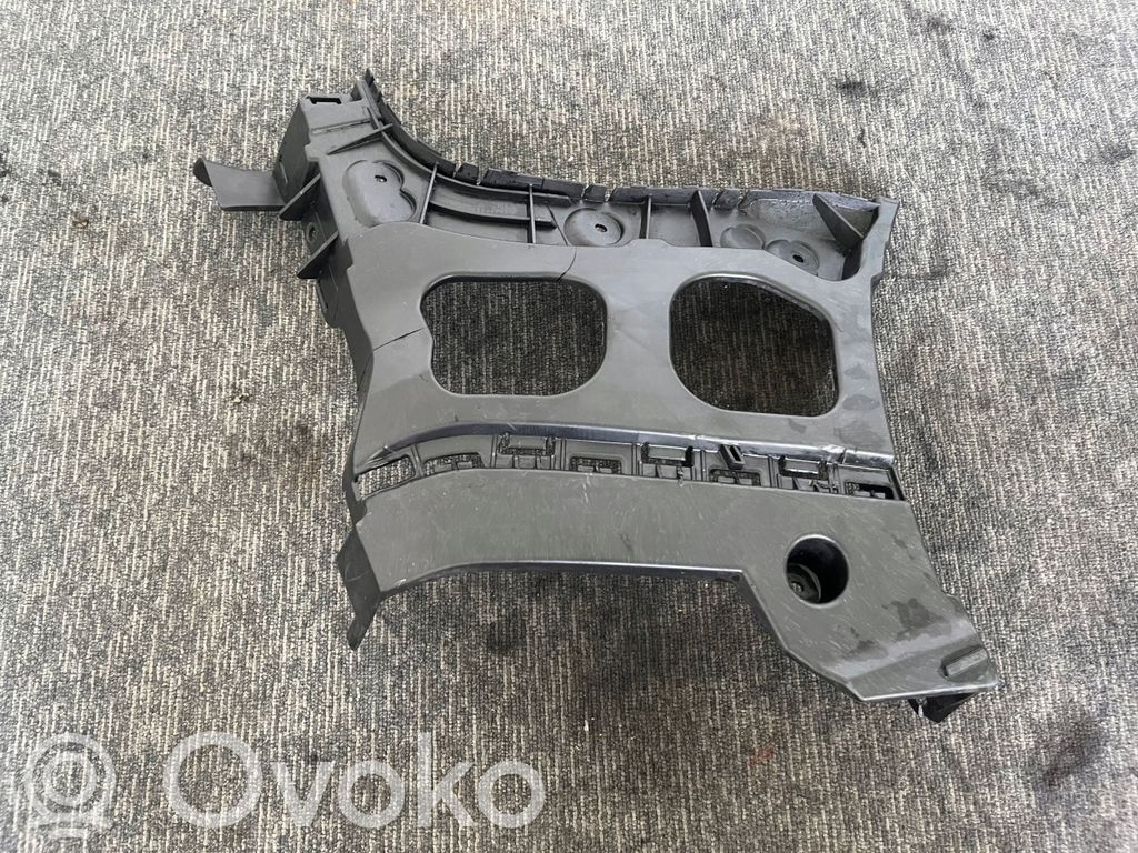 Rear bumper mounting bracket   ET7617A881BK