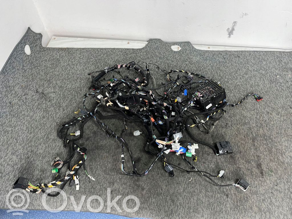 Autres faisceaux de câbles   JT7614A005EDG