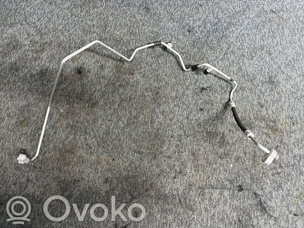 Volkswagen Polo V 6R Ilmastointilaitteen putki (A/C) 