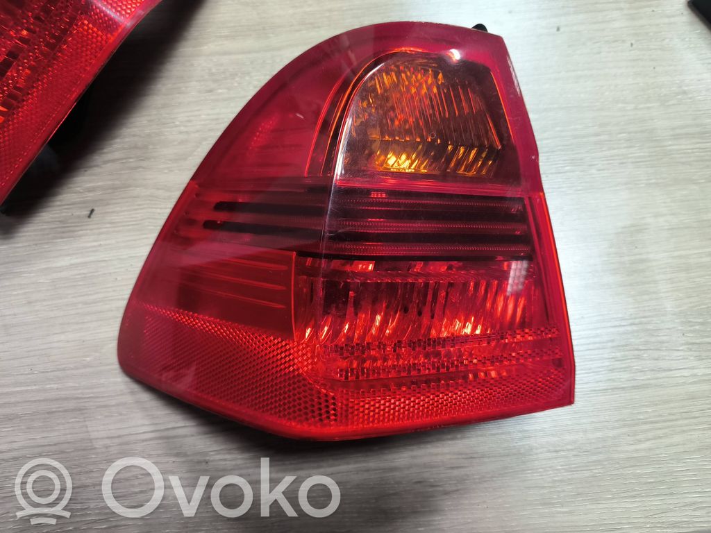 Rear/tail lights