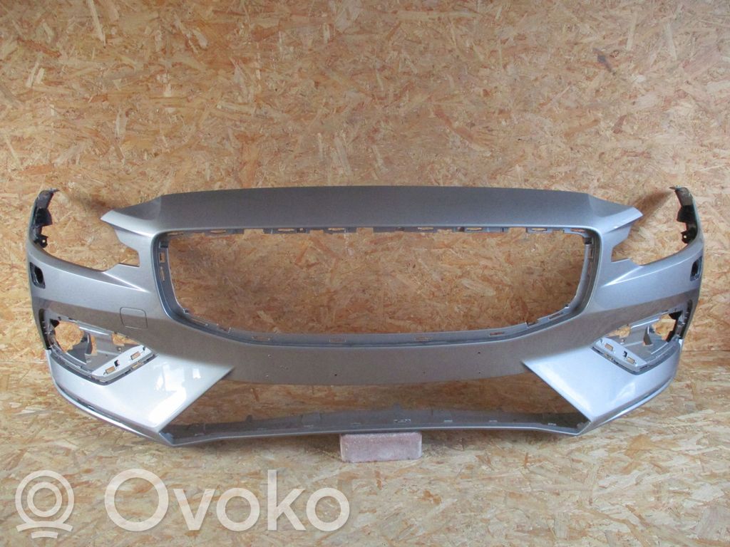 Volvo V60 Zderzak przedni 