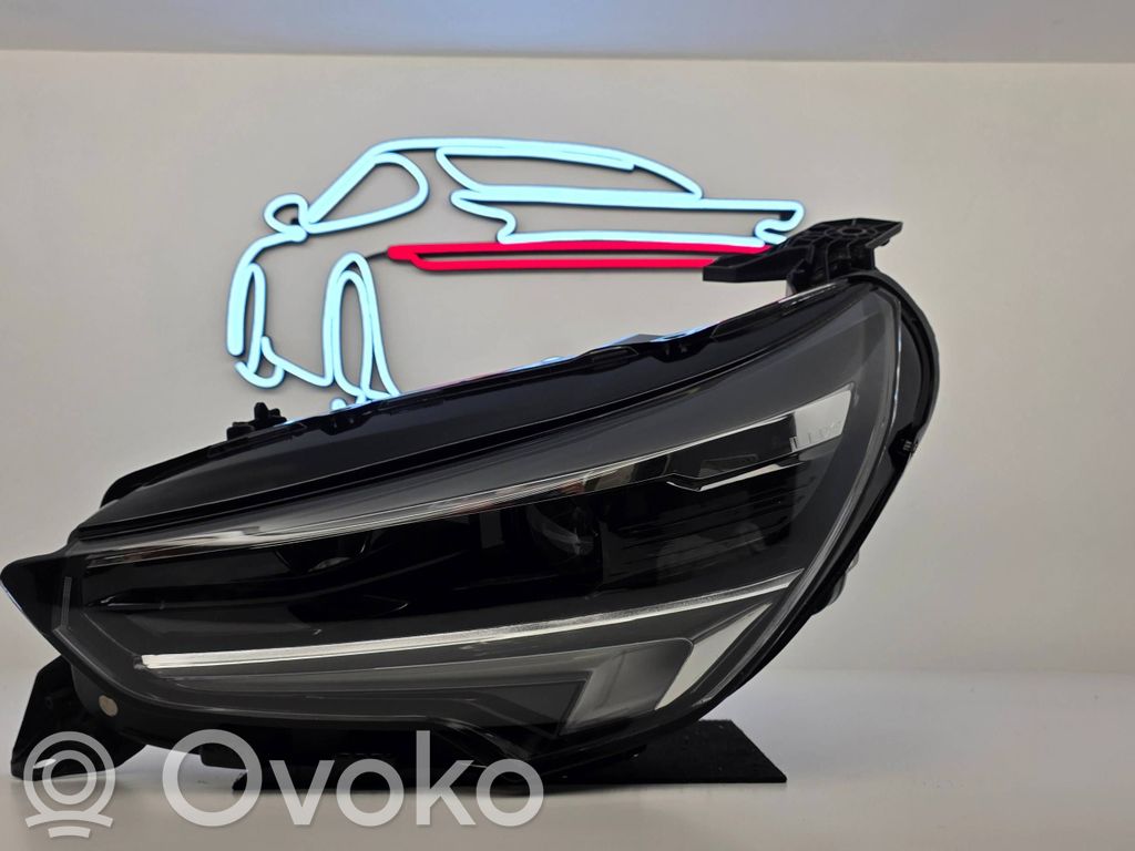 Opel Corsa F Phare frontale 