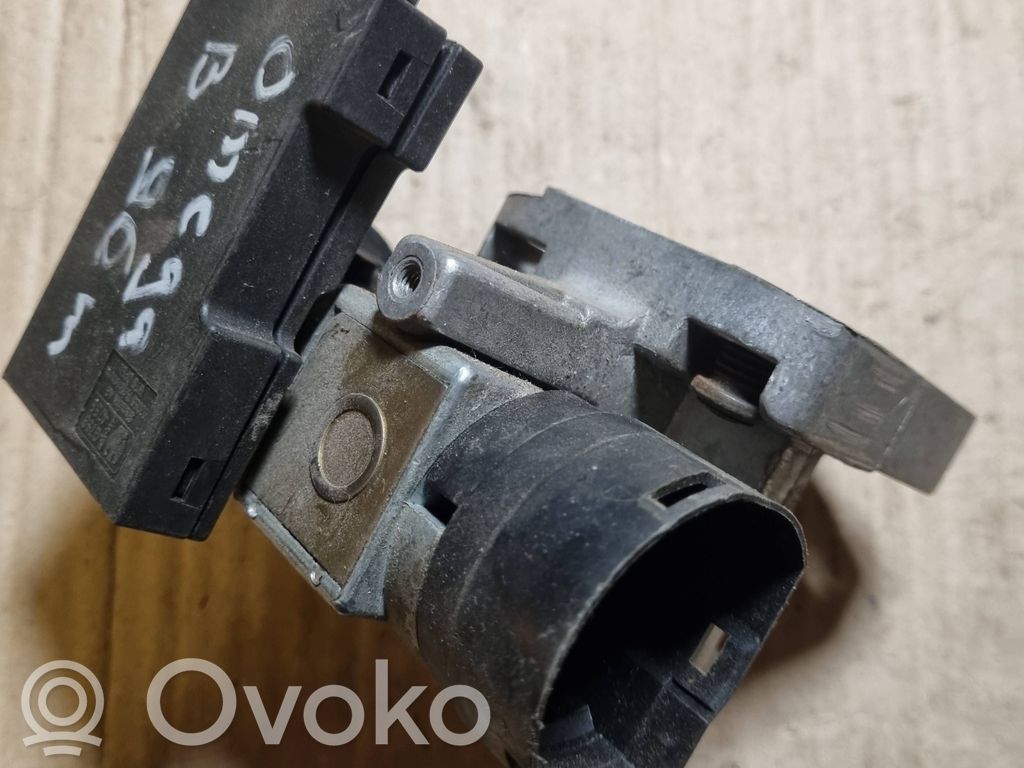 Opel Omega B1 Virtalukko 