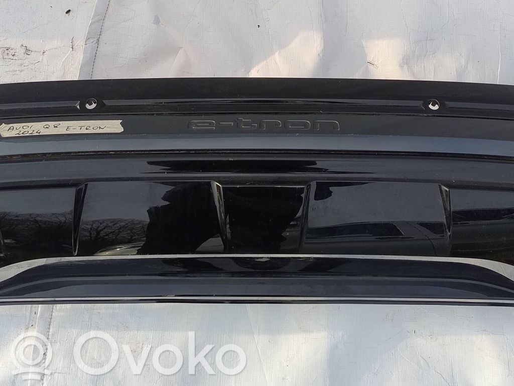 Audi Q8 e-tron Galinis bamperis 