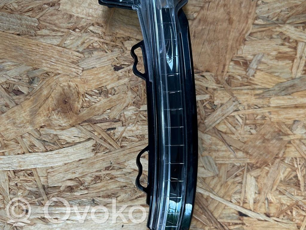 Audi A4 S4 B9 8W Mirror indicator light 