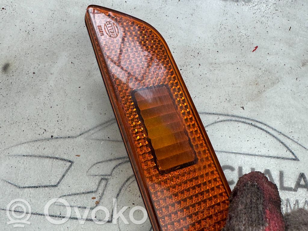 Volvo S80 Front fender indicator light 